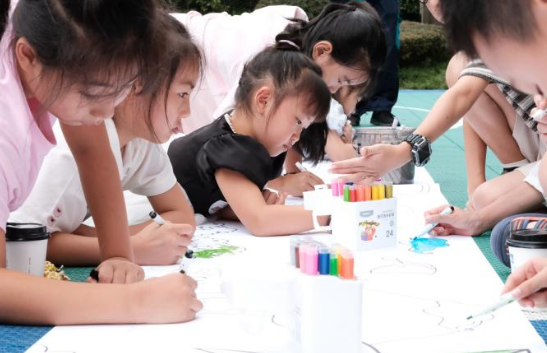 重庆：碧桂园服务暖心构筑共融社区新生态 点亮美好生活_fororder_微信图片_2025-09-24_114344_444